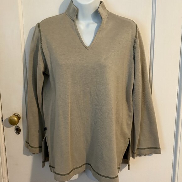 Democracy Weekend Sage Green V-neck Tunic,  Size P - Picture 1 of 6
